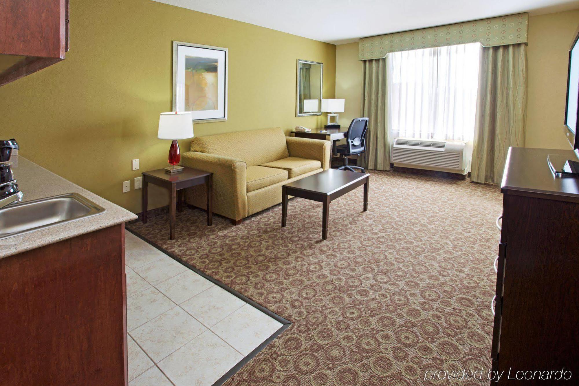 Holiday Inn Express Hotel & Suites Waller By Ihg Bagian luar foto